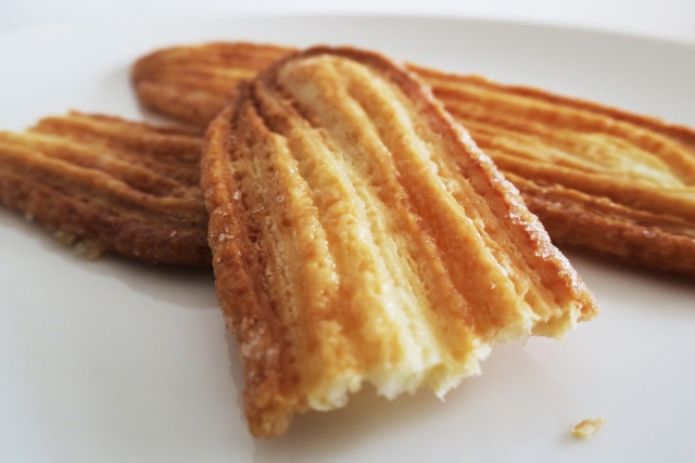 熱海駅でうなぎパイはどこで買える？販売場所と注意点を徹底解説